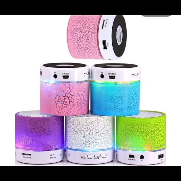 Wireless Mini LED blutetooth SPEAKER. Music Audio USB FM stereo - Picture 5 of 6